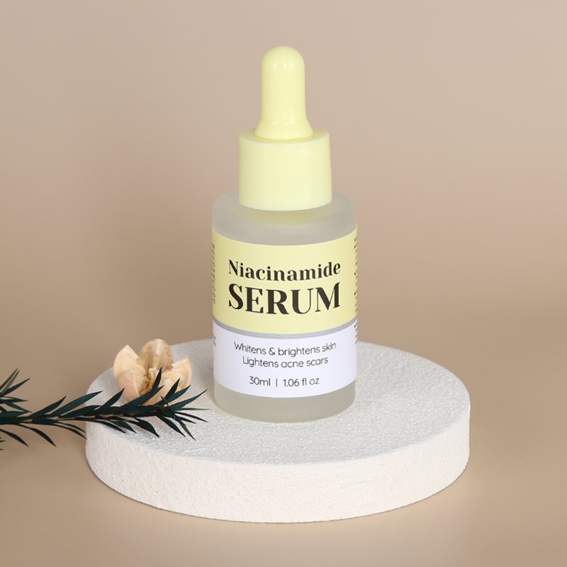 Sérum visage éclaircissant et liftant à la niacinamide et à la centella - 3